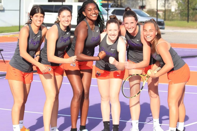 USTA Florida Awards First-Ever HBCU Tennis Program Grant