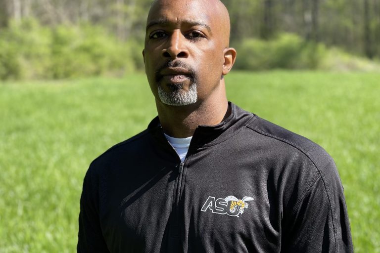 Spreading Holiday Cheer: HBCU Alumnus’ Mission to Nourish Families in Need 
